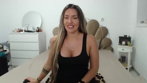 EvaBomb online show from 09.21.25