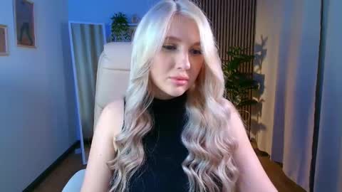 Eva  online show from 04.19.26