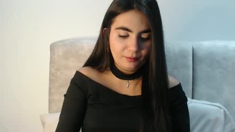 evacollins12 online show from 09.29.25