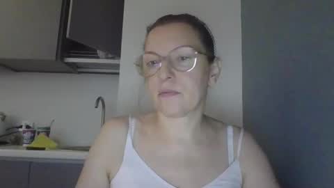 evaglad online show from 09.21.25