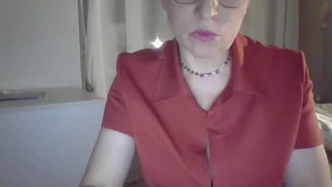 evaglad online show from 09.29.25