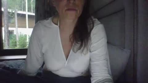 evaglad online show from 10.27.25