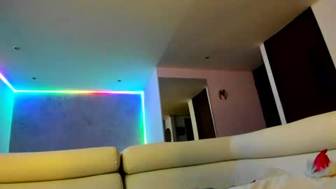 Eva Gomez online show from 10.26.25