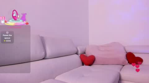 Snapshot of evagomez chatting on 07.25.26 Eva Gomez online show from 07.25.26