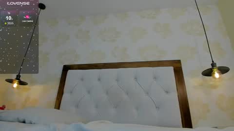 E V A  online show from 01.20.25