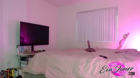 Eva online show from 10.09.25