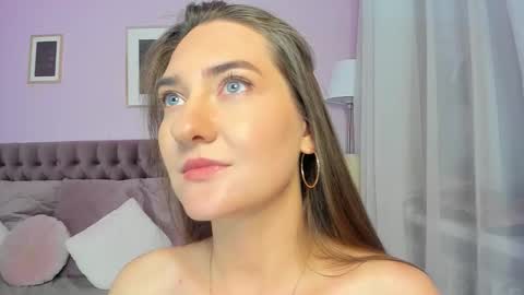 Snapshot of evalaniss chatting on 05.27.26 Eva online show from 05.27.26