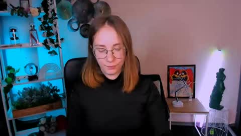 evalora online show from 04.14.26