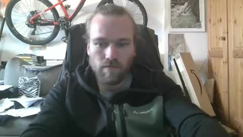 Han online show from 04.24.26