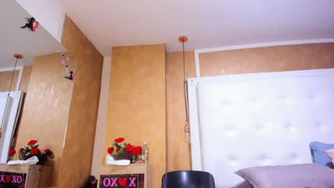 evamilf24 online show from 06.02.26