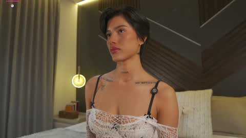 Snapshot of evamorettii chatting on 06.29.26 Eva Moretti online show from 06.29.26