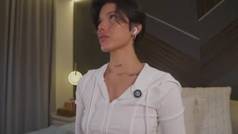 Snapshot of evamorettii chatting on 08.02.26 Eva Moretti online show from 08.02.26