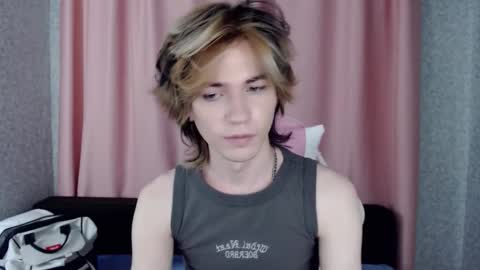 evan_reinhart online show from 10.02.25