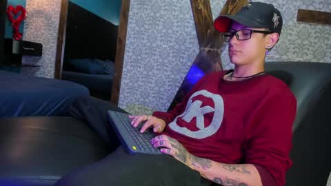 Evan Smitt online show from 12.08.24