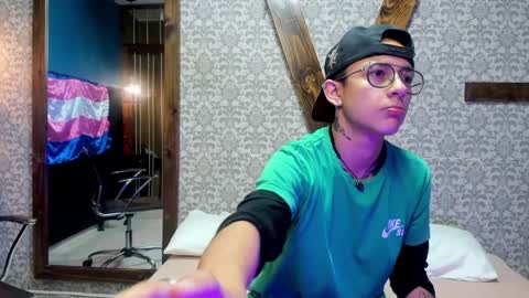 Evan Smitt online show from 01.04.25