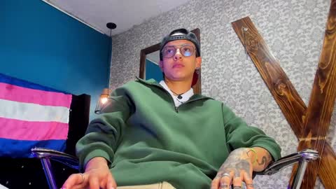 Evan Smitt online show from 01.06.25