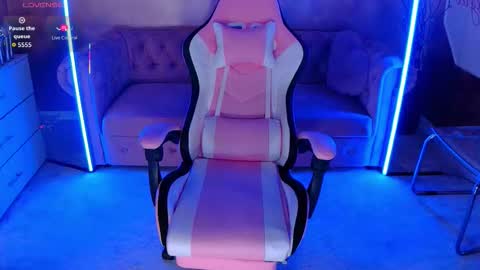 Eva online show from 10.24.25