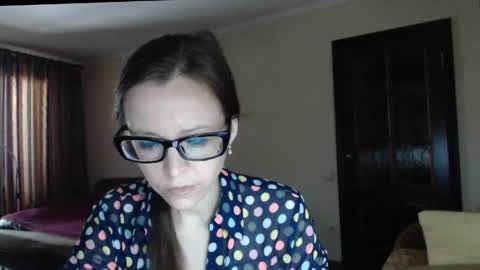 Snapshot of evangeline06 chatting on 05.14.26 YourMistress online show from 05.14.26
