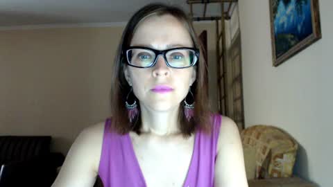 Snapshot of evangeline06 chatting on 07.26.26 YourMistress online show from 07.26.26