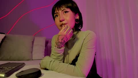 Eva online show from 12.27.24