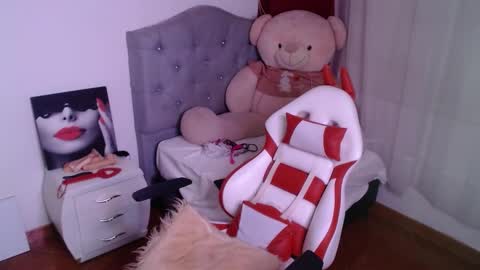 evangelineblossom03 online show from 02.06.25
