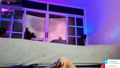 Evangelyne online show from 01.09.25