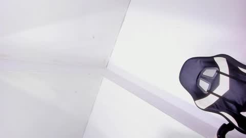 evanllelyne online show from 02.25.26