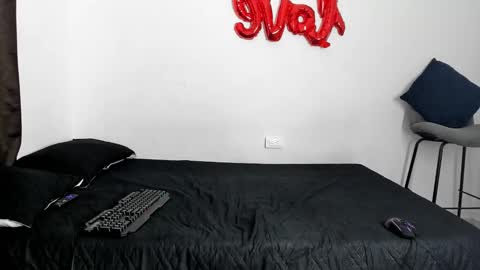 Evans collins24 online show from 11.03.25