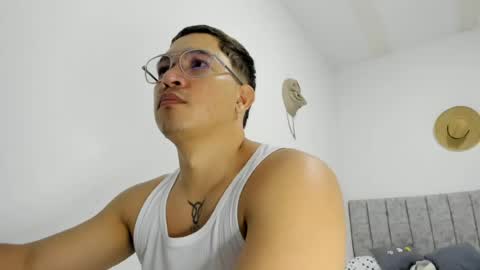 Snapshot of evanss_king chatting on 07.15.26 Mateo and Valerio online show from 07.15.26