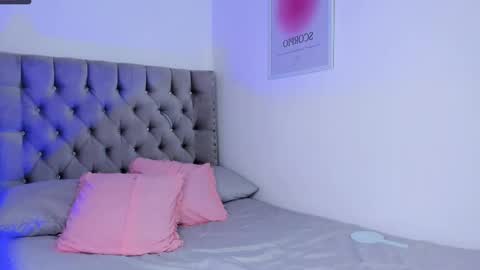 Eva Olimpo online show from 11.18.25