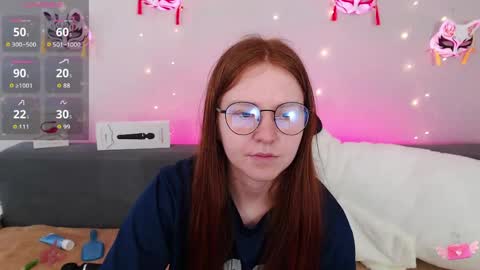 Snapshot of evarey_ chatting on 05.07.26 Adelina online show from 05.07.26