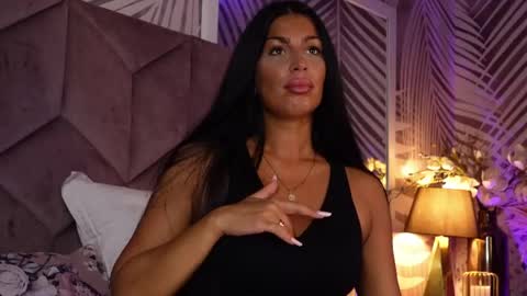 Snapshot of evarhea chatting on 05.22.26 EvaRhea online show from 05.22.26
