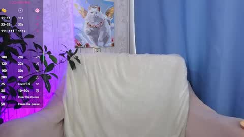 Snapshot of evashiny_ chatting on 05.20.26 Eve online show from 05.20.26