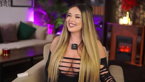 Eva online show from 10.22.25