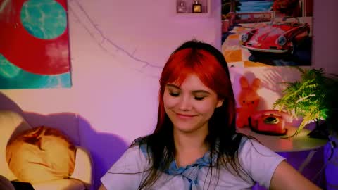 Snapshot of evathopson chatting on 05.15.26 Eva next stream - - 1600 UTC2000 online show from 05.15.26