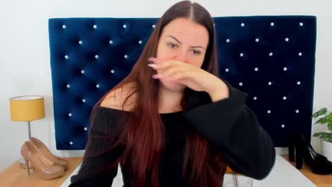 Eva online show from 10.16.25