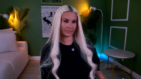 Eva online show from 04.15.26