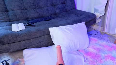 Snapshot of eve__queen chatting on 02.19.26 Eva Queen online show from 02.19.26