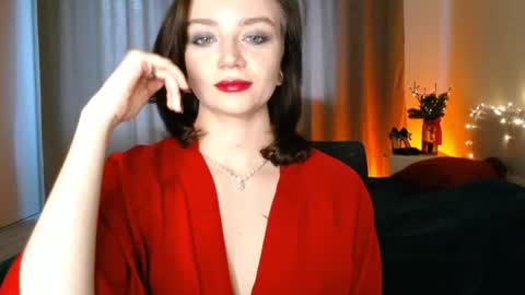 Snapshot of eve_nevertamed chatting on 01.10.25 Eve online show from 01.10.25