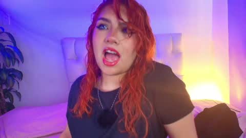 Martina Soler  online show from 04.22.26