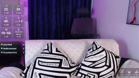 Evee online show from 11.08.25