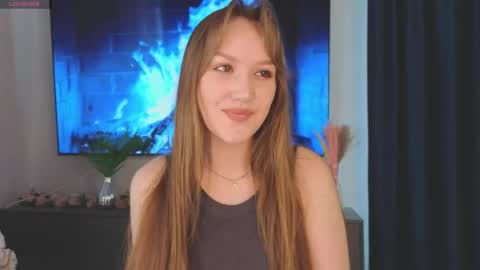 Snapshot of evegreenlee chatting on 06.05.26 evegreenlee online show from 06.05.26