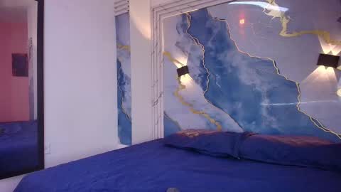 Snapshot of evelin_thompsson chatting on 09.09.25 cielo online show from 09.09.25