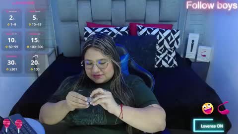 Snapshot of evelin_zaens chatting on 10.07.25 evelin zaens online show from 10.07.25