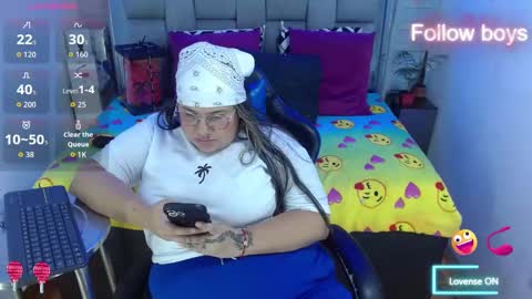 Snapshot of evelin_zaens chatting on 10.26.25 evelin zaens online show from 10.26.25