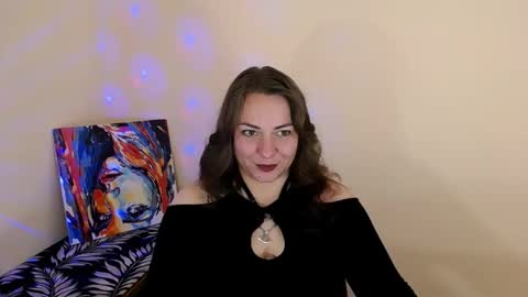 Lydia online show from 10.03.25