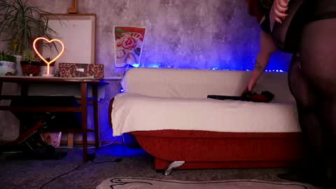 evelively online show from 01.17.25