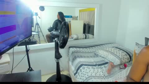 DAYANITA online show from 01.18.25