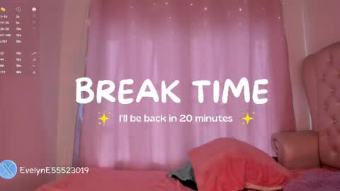 Snapshot of evelyn_evelyn chatting on 02.27.25 evelyn evelyn online show from 02.27.25