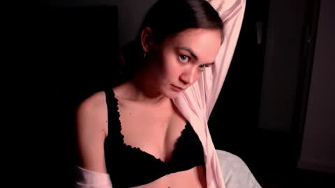 Evelyn online show from 11.23.25